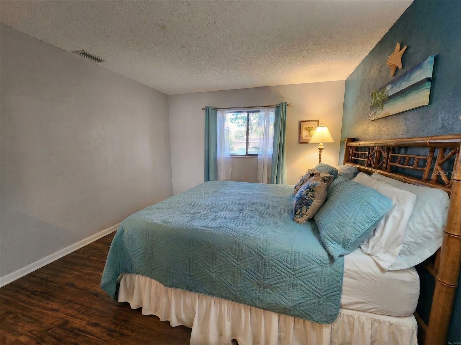 LAKE FOREST SUB - Residential