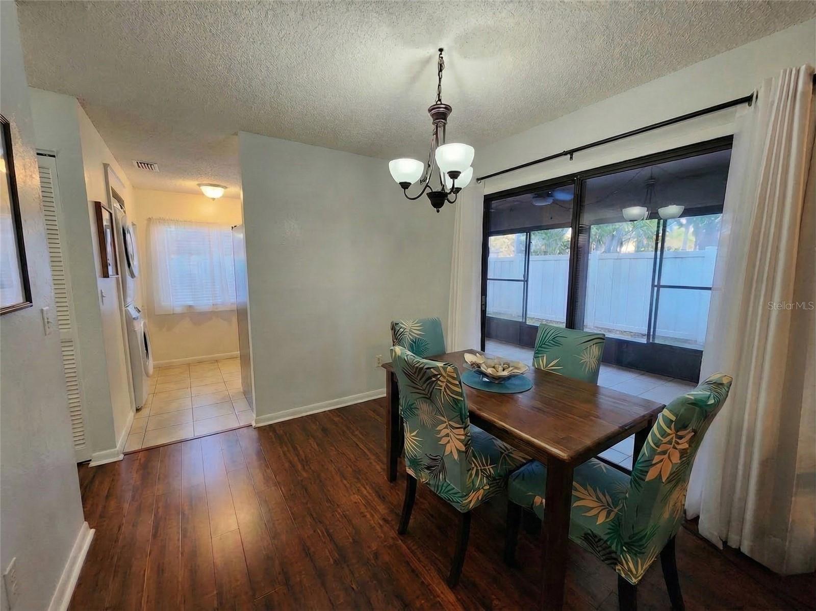 LAKE FOREST SUB - Residential