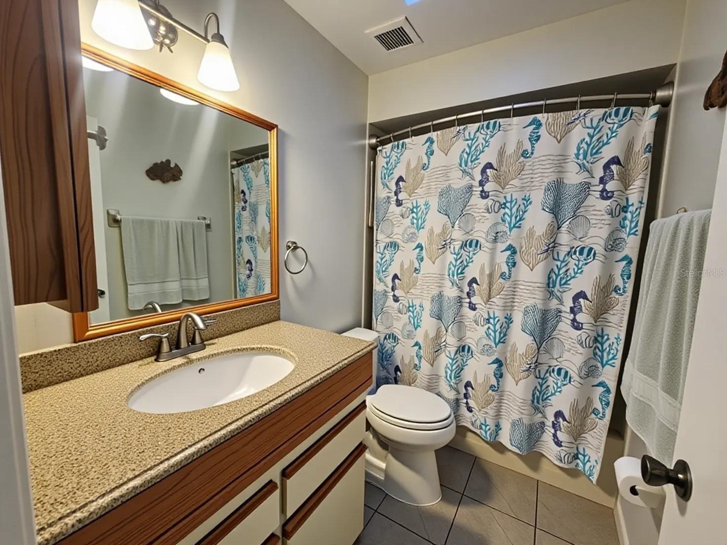 LAKE FOREST SUB - Residential