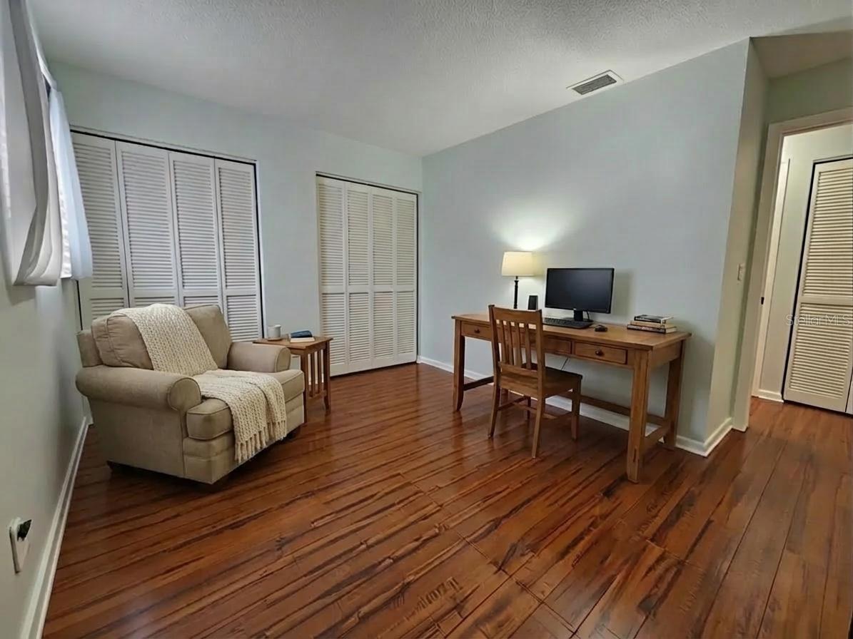 LAKE FOREST SUB - Residential