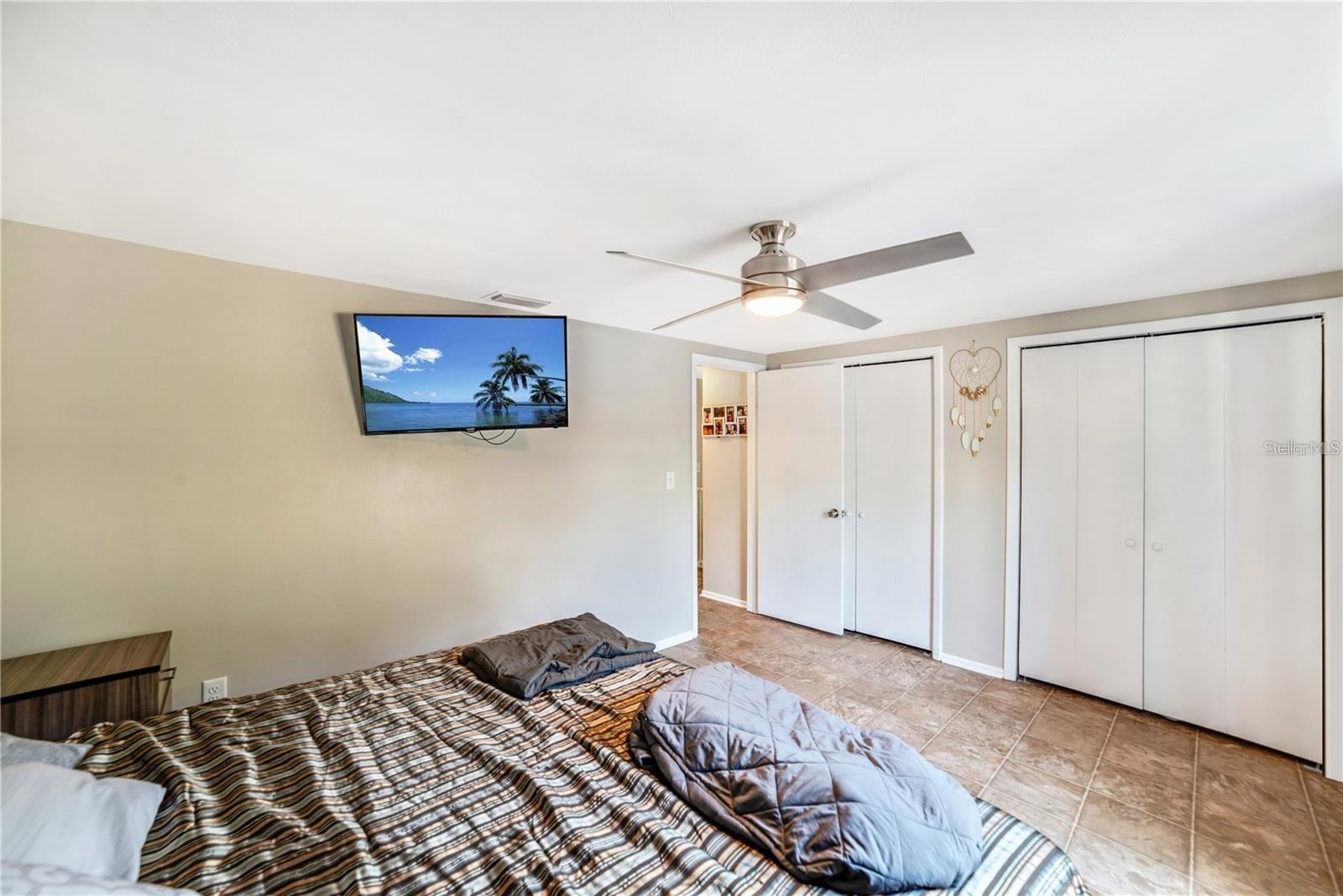 BEACON WOODS VILLAGE - Residential Lease