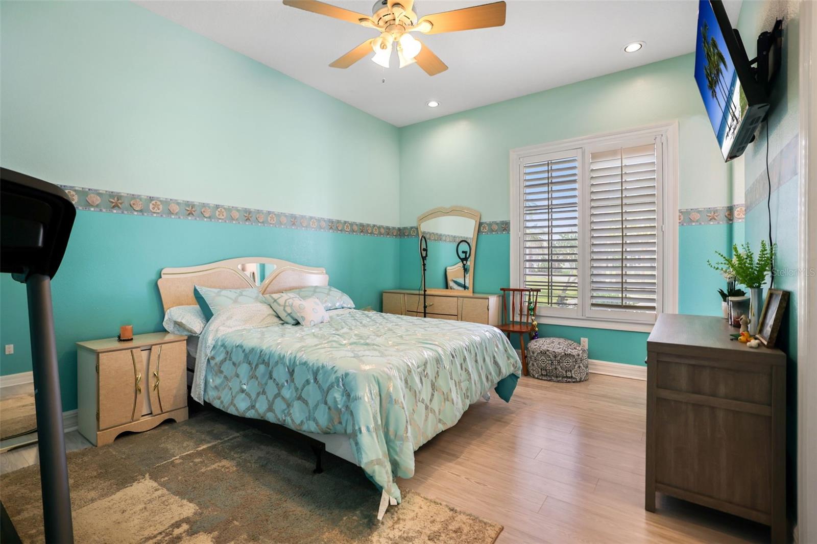 HILL GROVE ESTATES - Residential