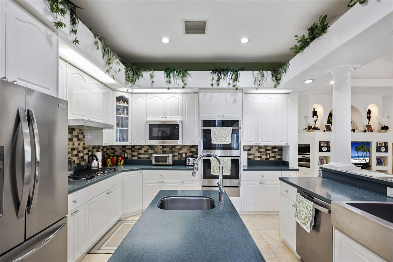HILL GROVE ESTATES - Residential