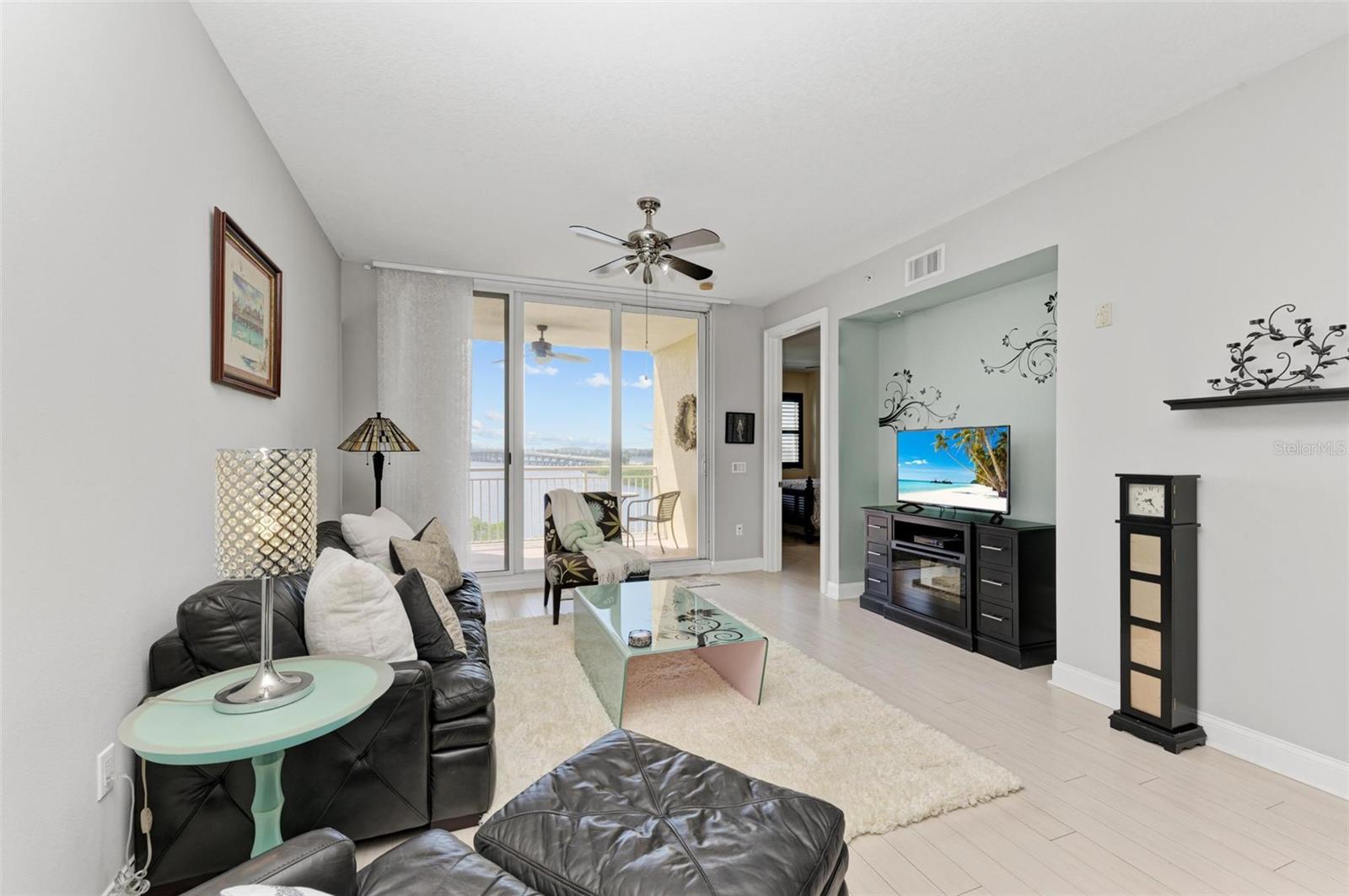 611 RIVIERA DUNES WAY 304