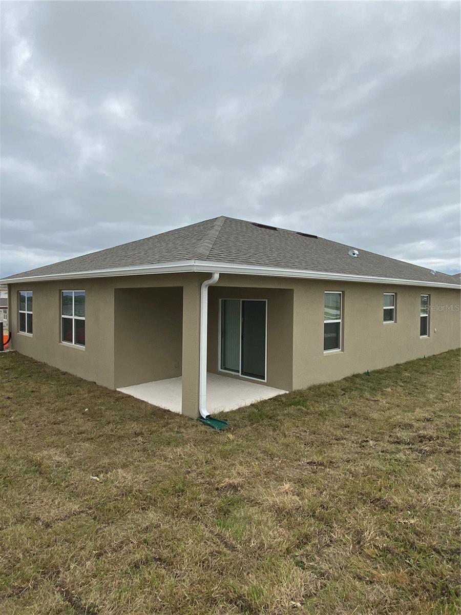 FOREST LAKE - Residential Lease