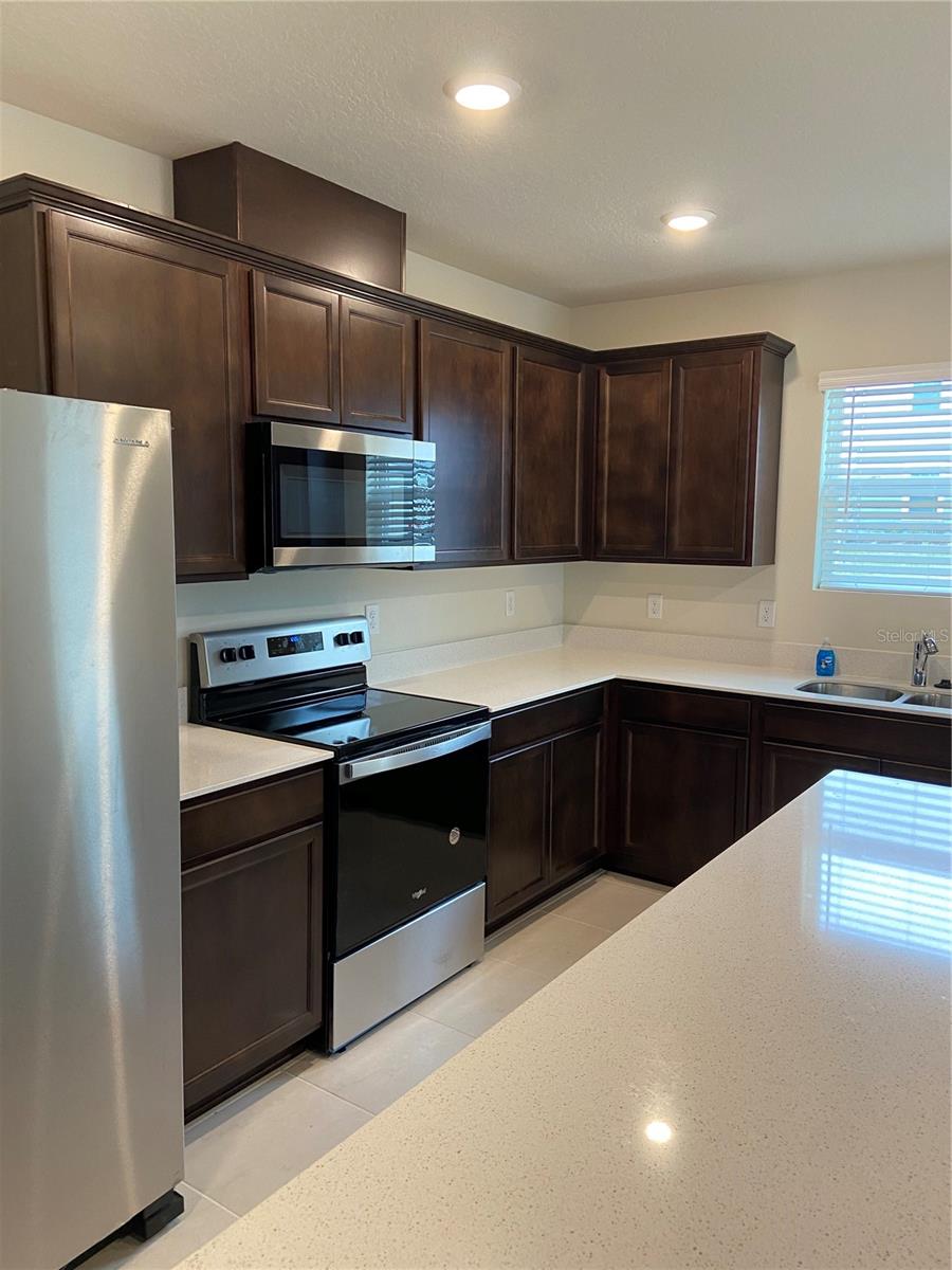 FOREST LAKE - Residential Lease