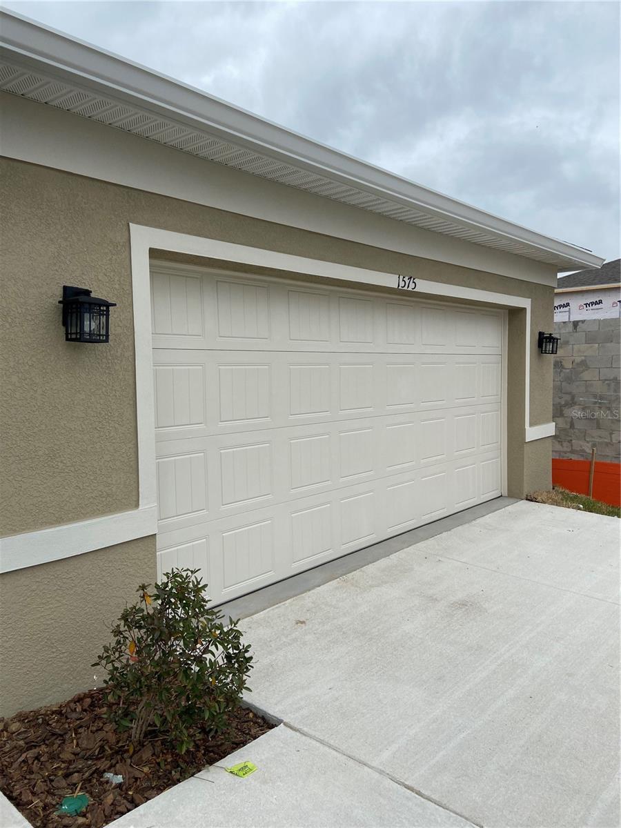 FOREST LAKE - Residential Lease