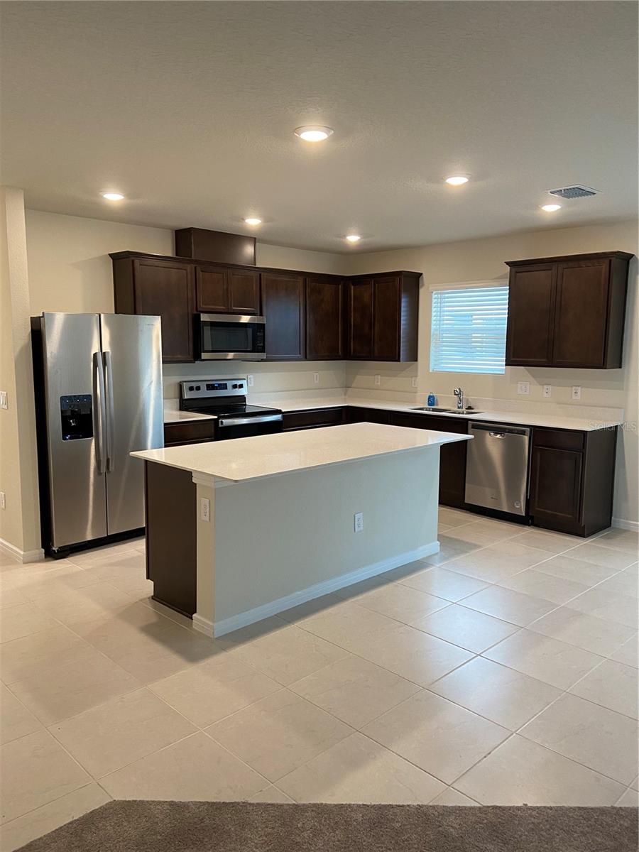 FOREST LAKE - Residential Lease