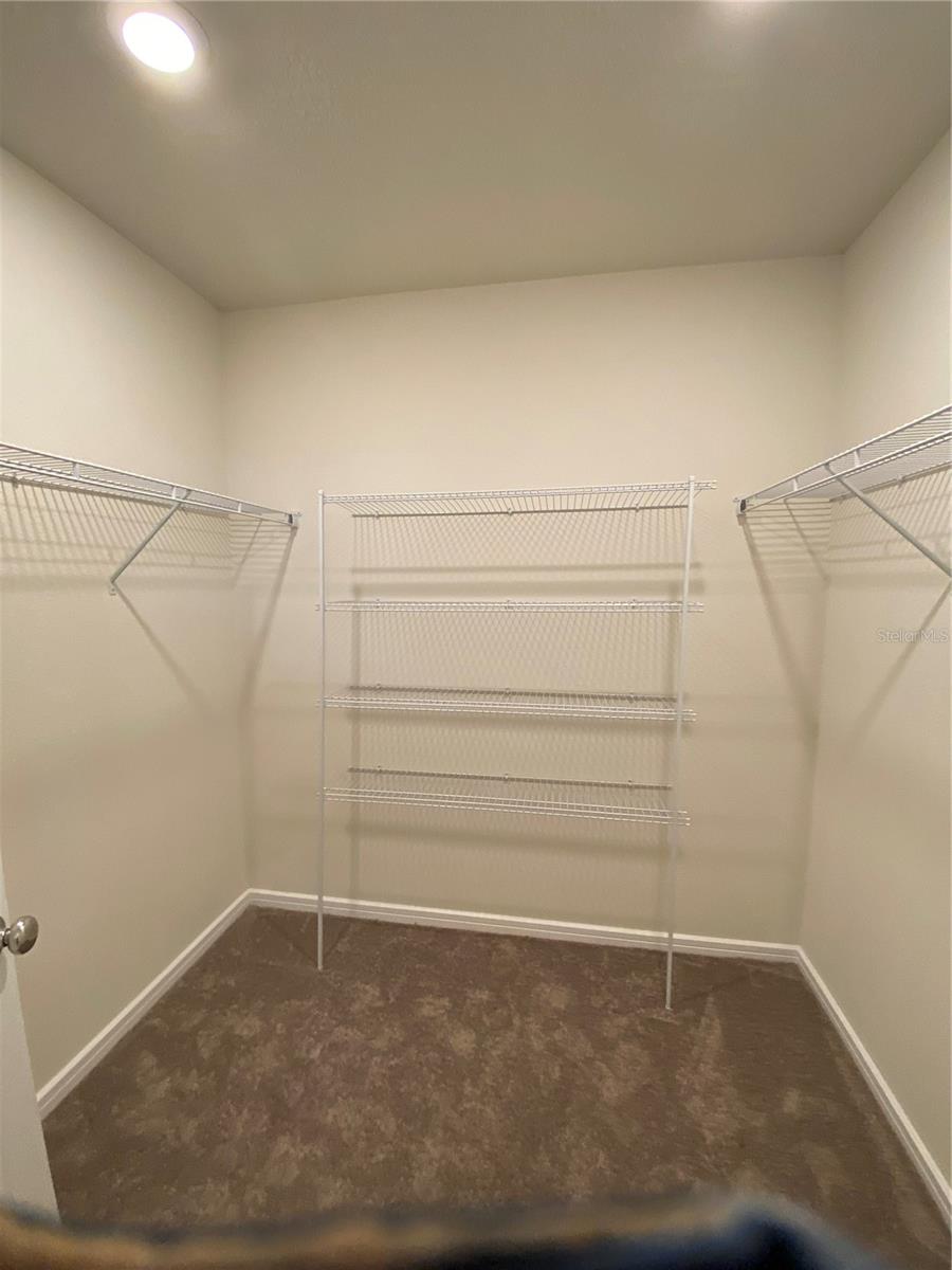 FOREST LAKE - Residential Lease