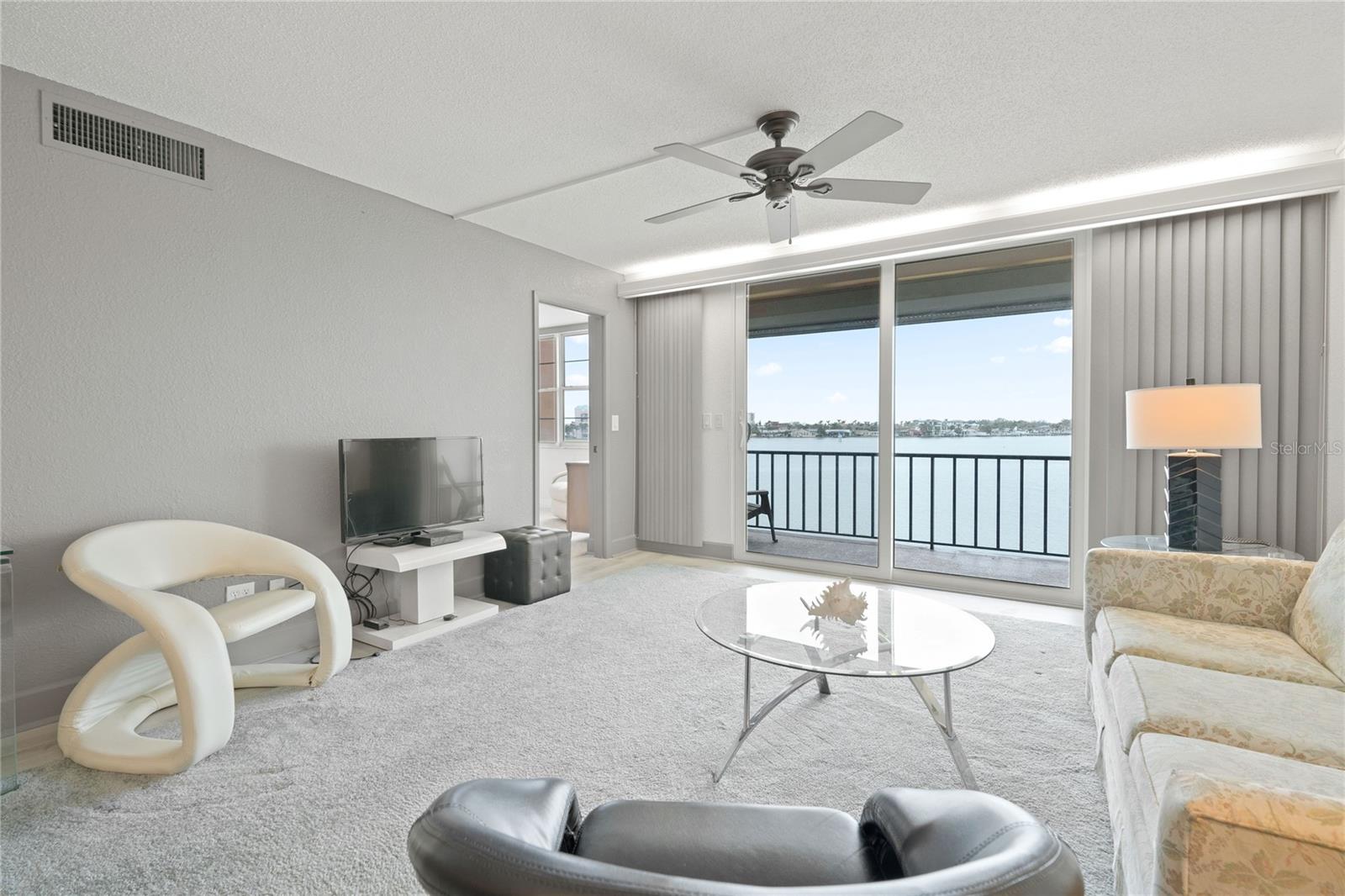 7910 SUN ISLAND DRIVE S 302