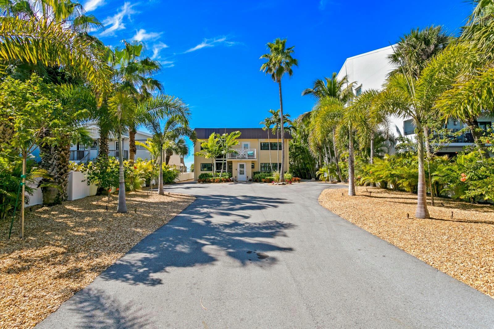 INDIAN ROCK SOUTH SHORE - Land