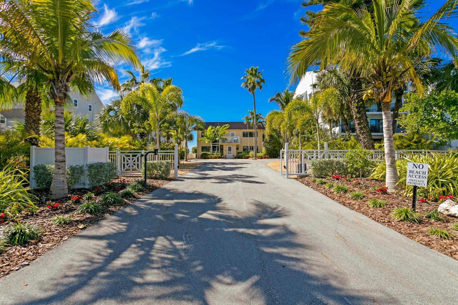 INDIAN ROCK SOUTH SHORE - Land