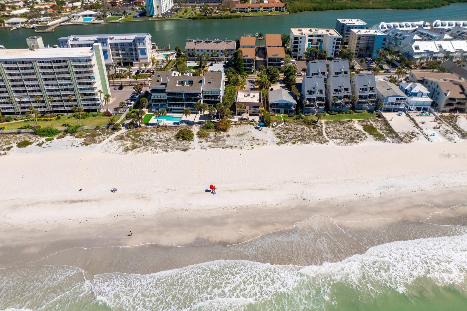 INDIAN ROCK SOUTH SHORE - Land