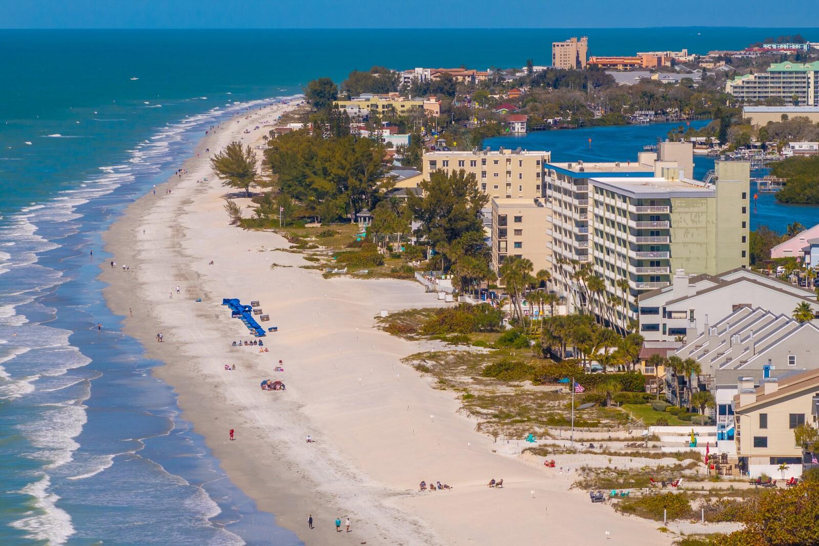 INDIAN ROCK SOUTH SHORE - Land