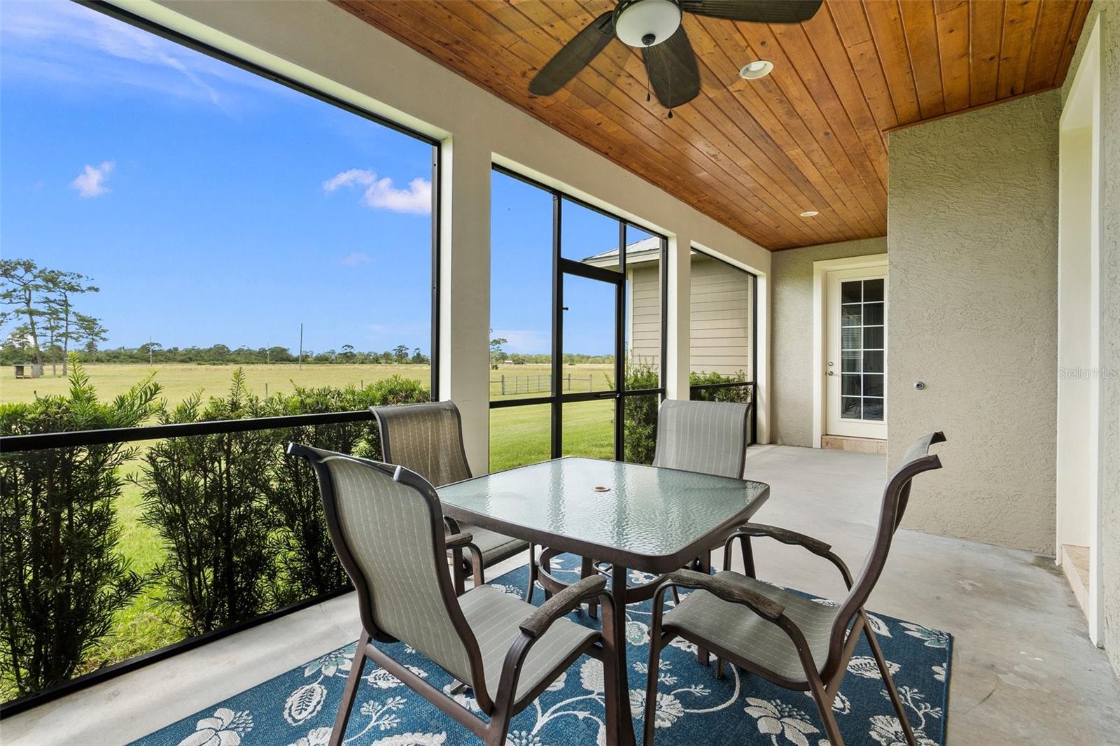 NE OKEECHOBEE - Residential