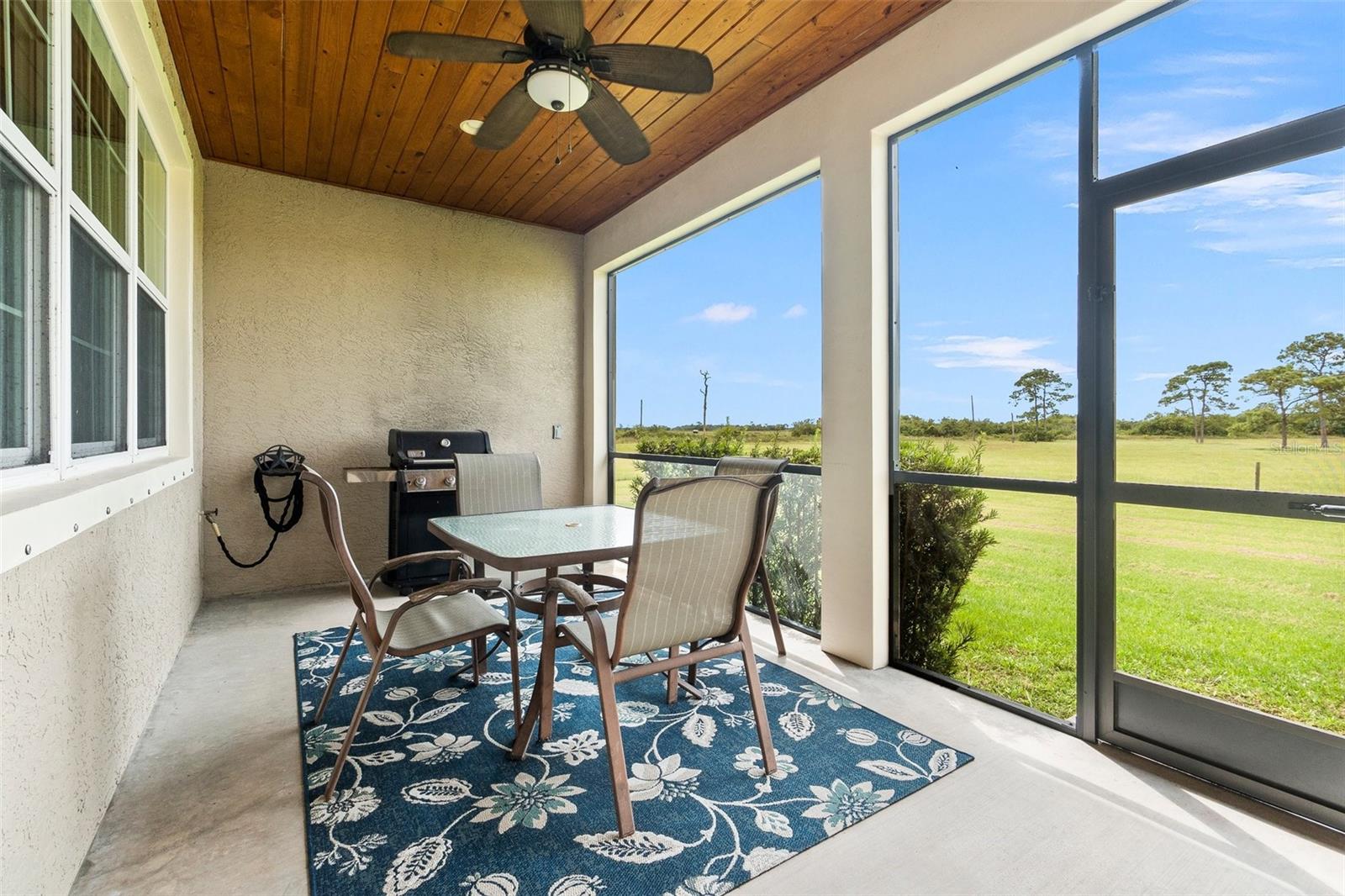 NE OKEECHOBEE - Residential