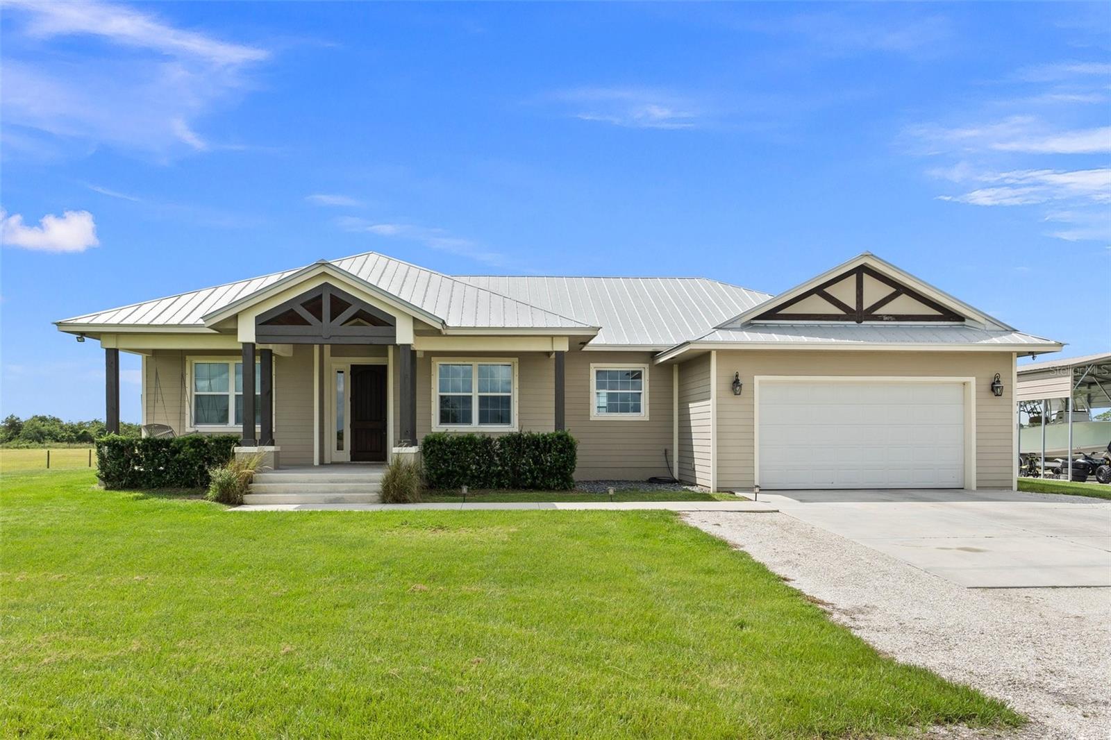NE OKEECHOBEE - Residential