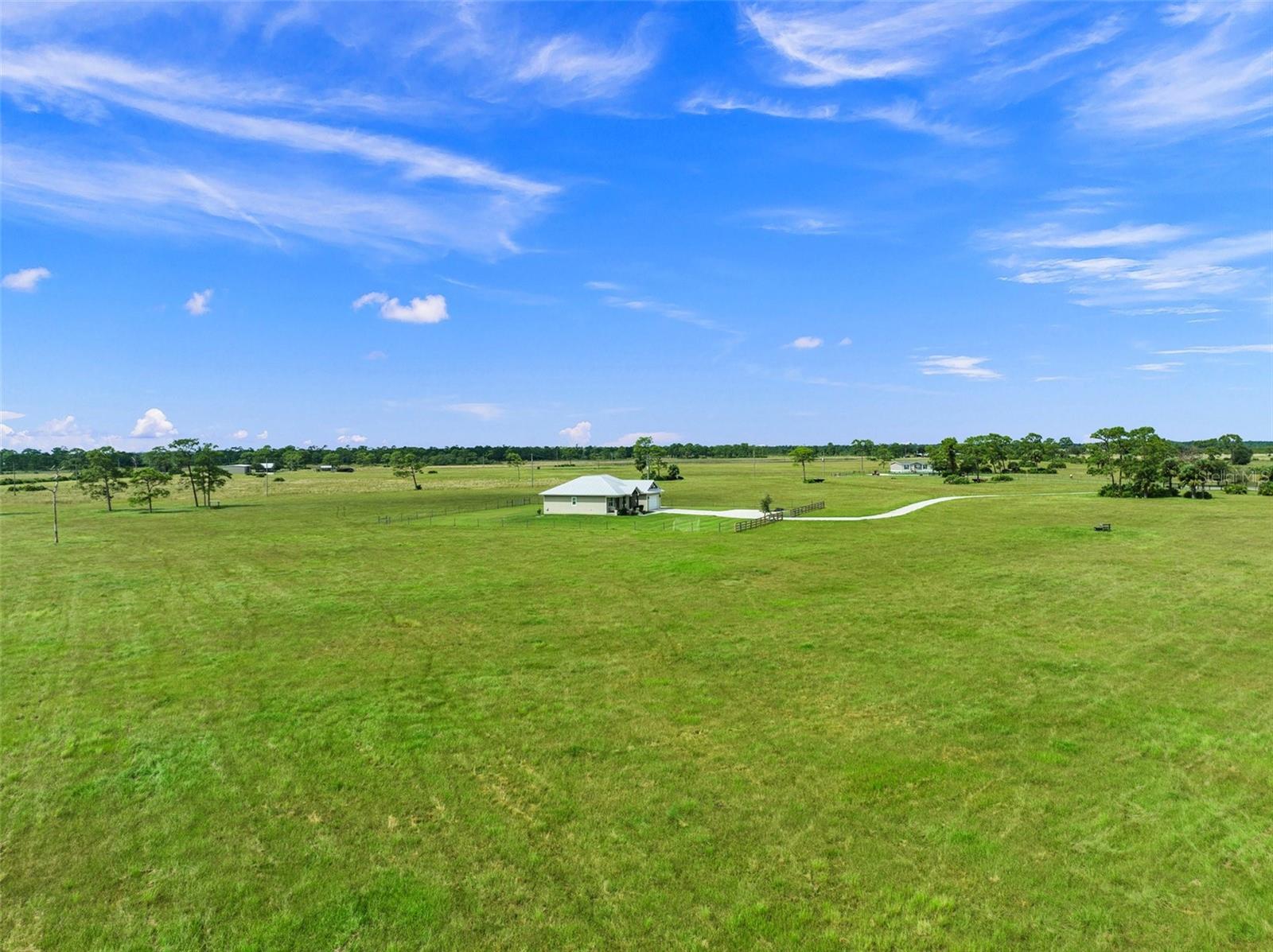 NE OKEECHOBEE - Residential