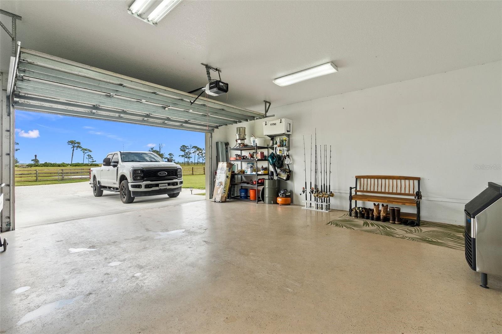 NE OKEECHOBEE - Residential