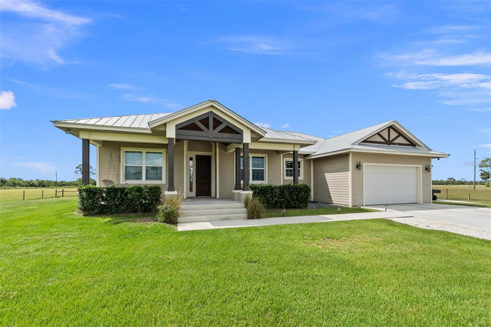 NE OKEECHOBEE - Residential