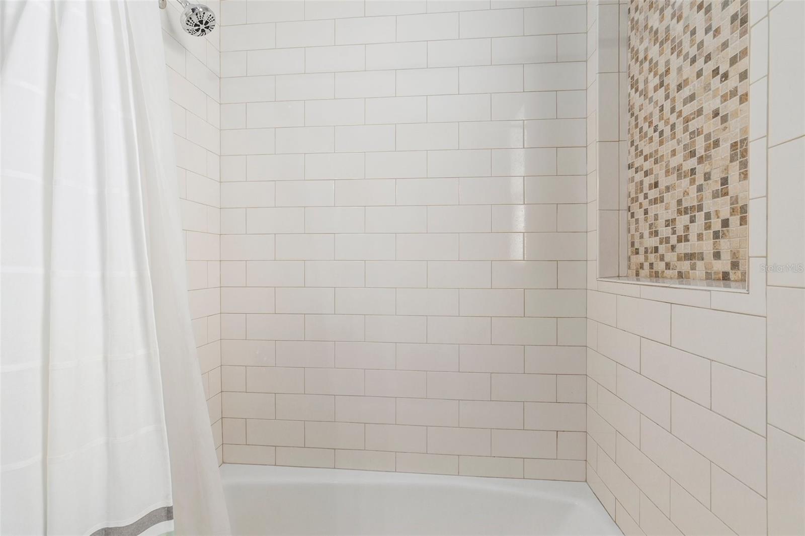 NE OKEECHOBEE - Residential