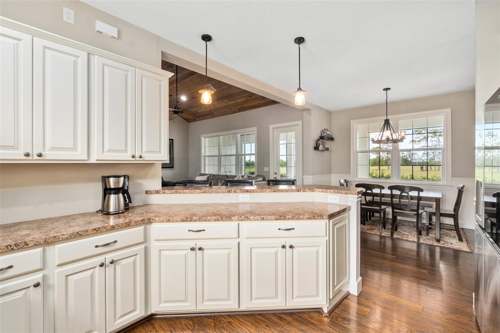 NE OKEECHOBEE - Residential