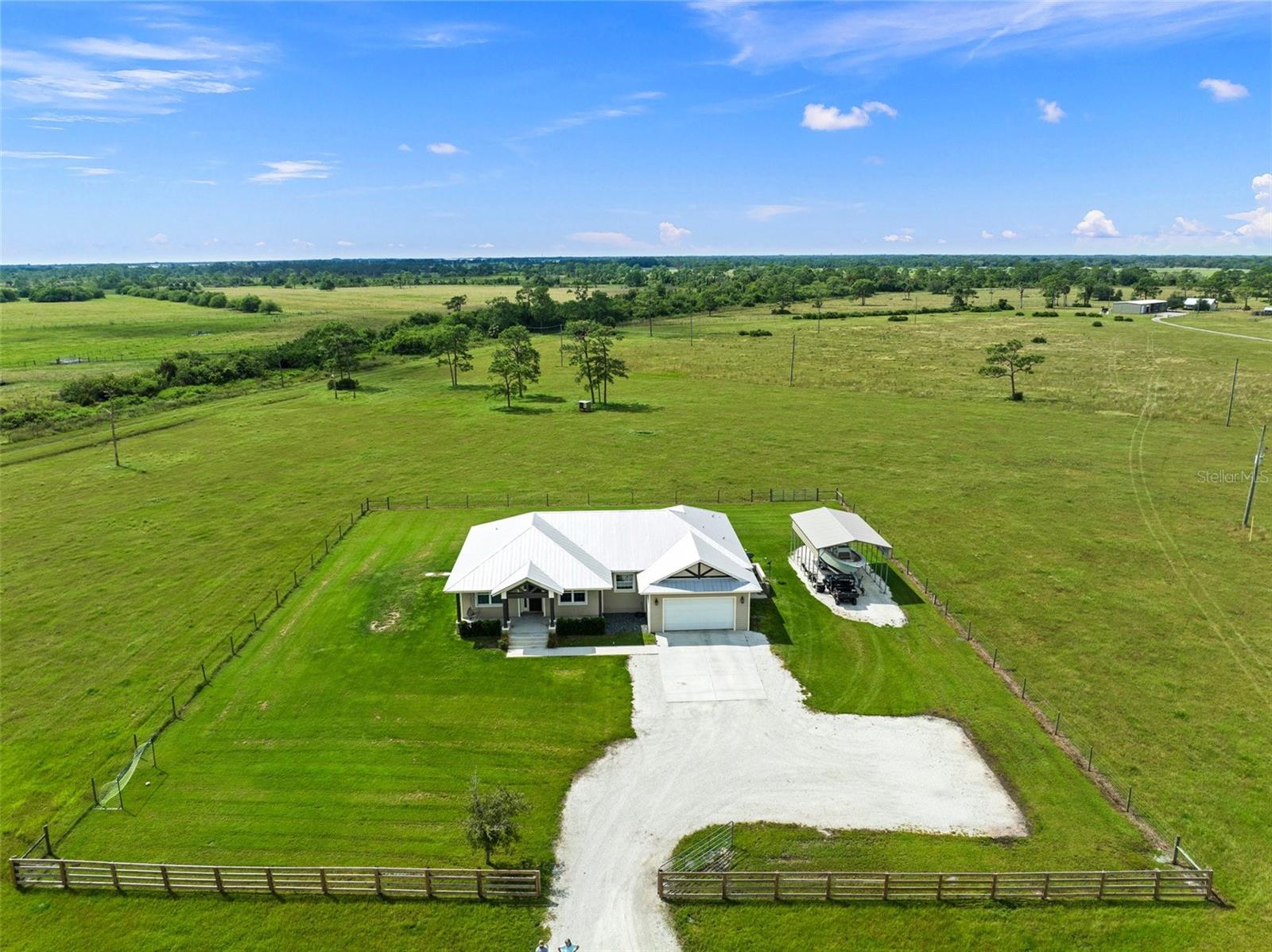 NE OKEECHOBEE - Residential