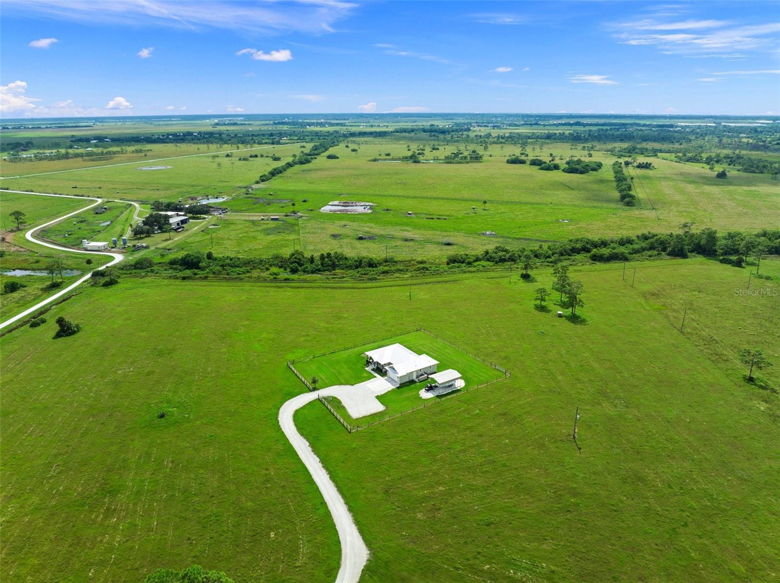 NE OKEECHOBEE - Residential