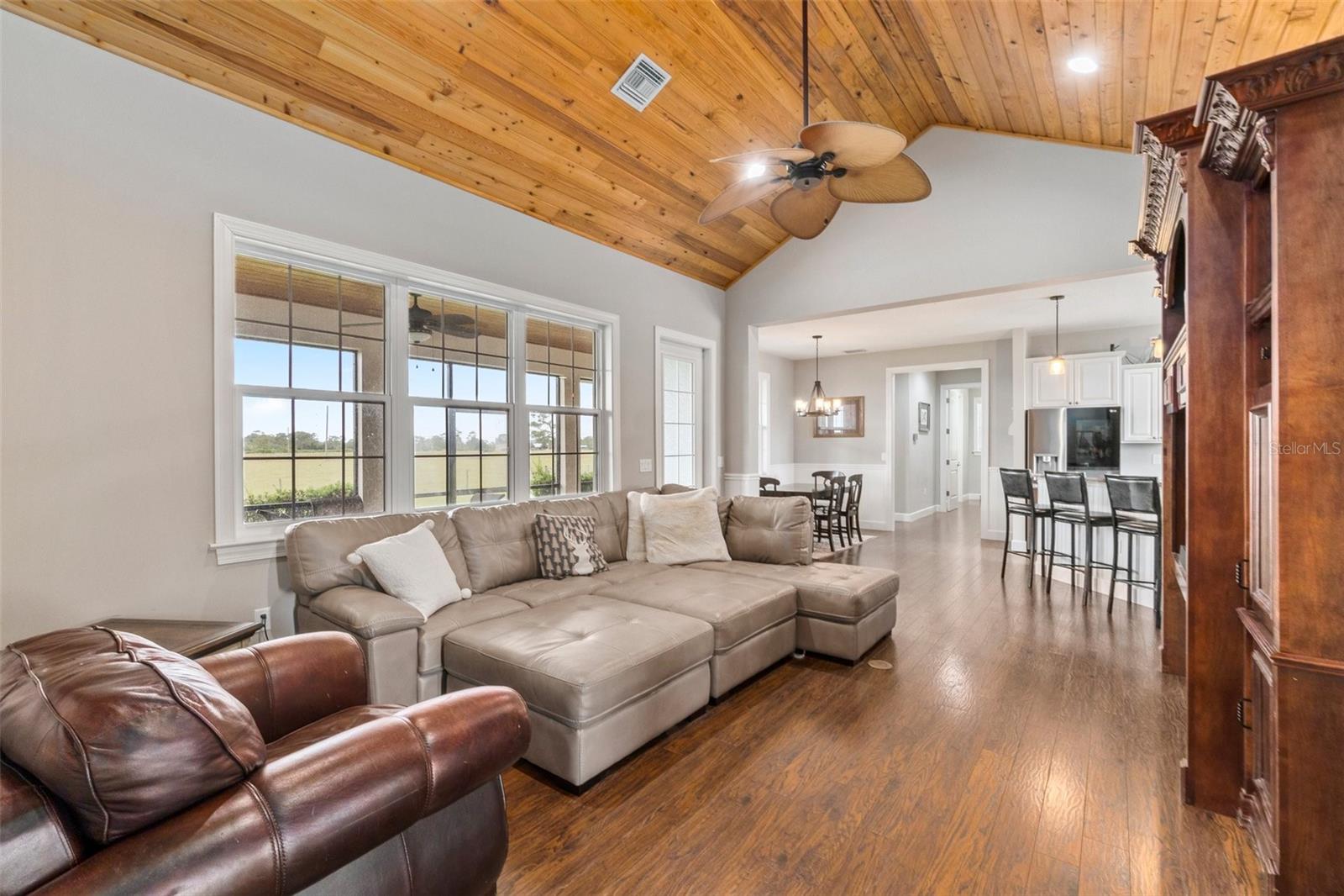 NE OKEECHOBEE - Residential