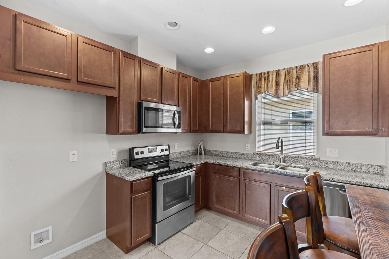FISHHAWK RANCH WEST PH 1B/1C - Residential