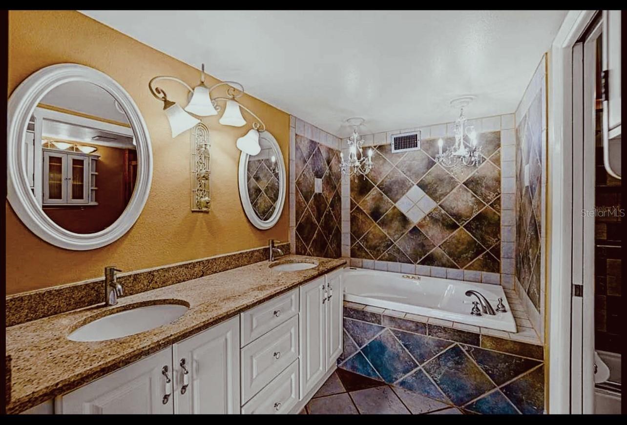 1710 LIGHTHOUSE TERRACE S 1