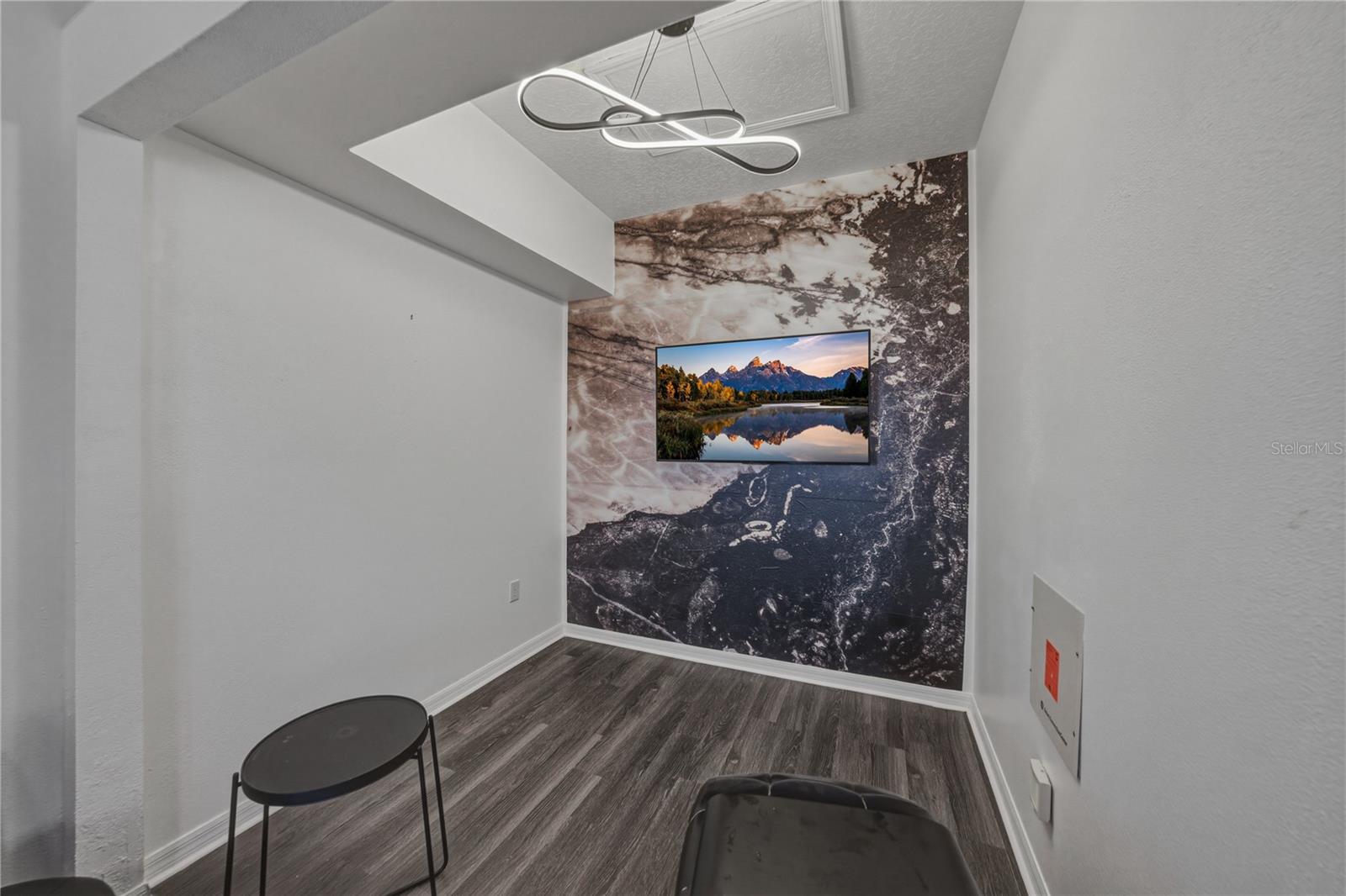 CRESTVIEW HILLS - Residential