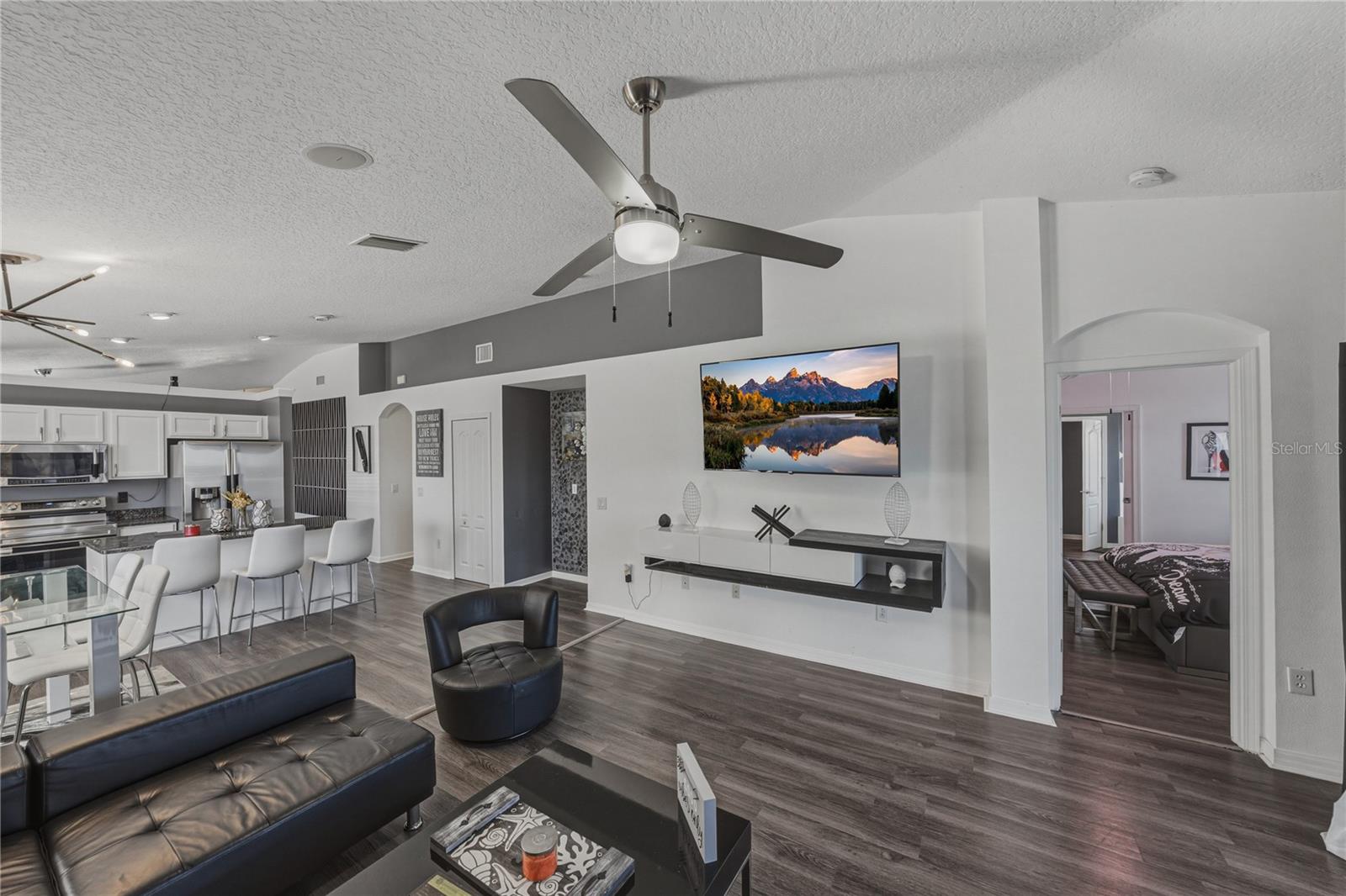 CRESTVIEW HILLS - Residential