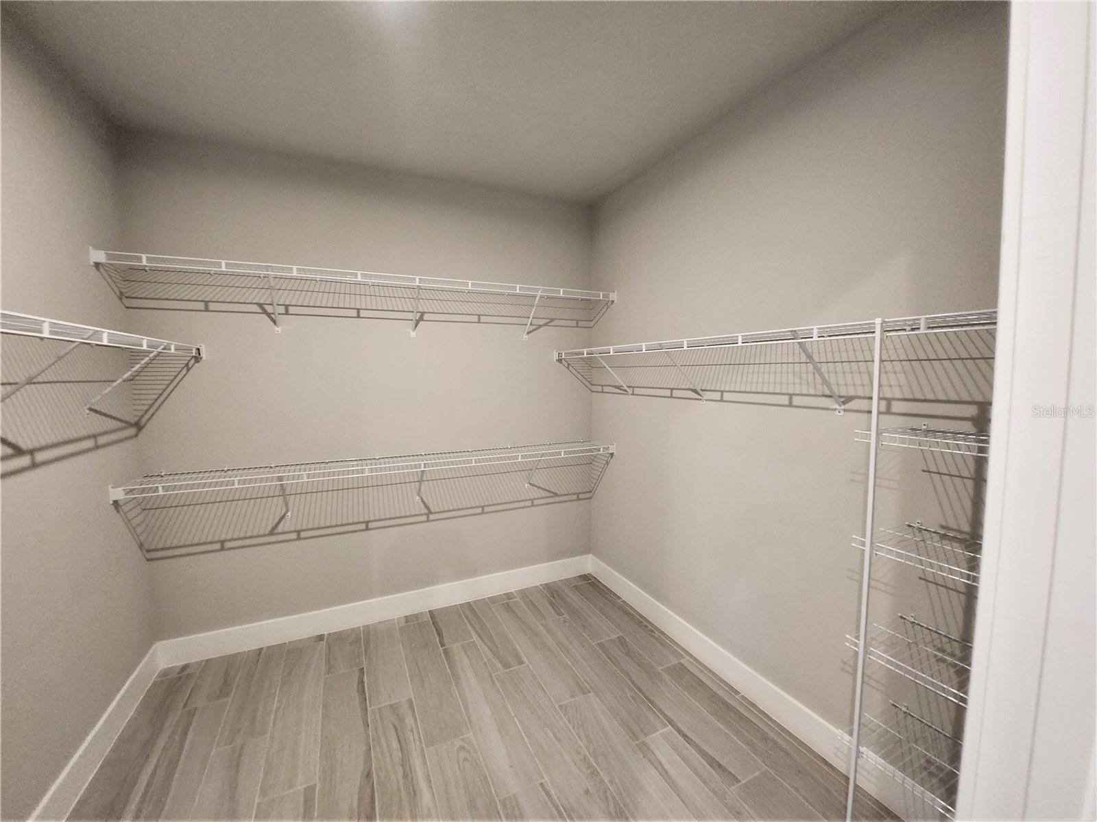 RENAISSANCE/WEST VLGS PHS 2B & - Residential Lease