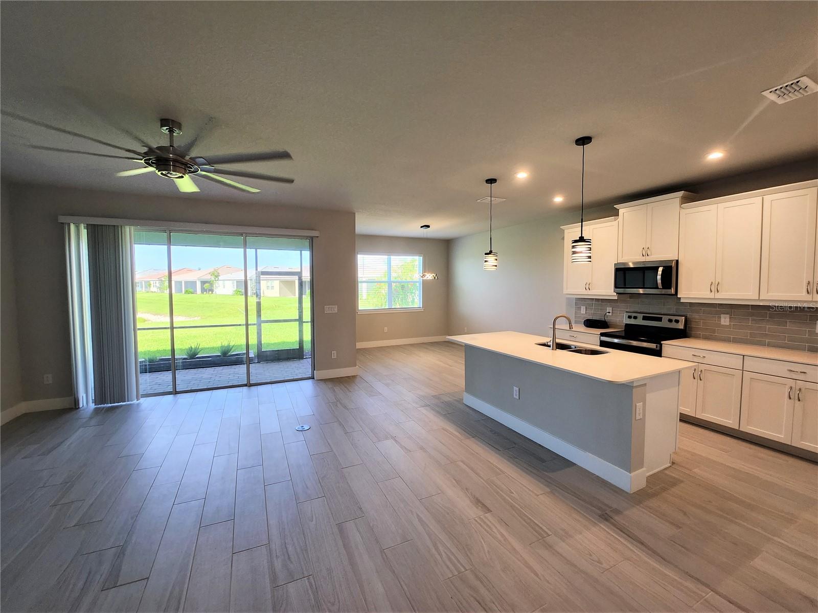 RENAISSANCE/WEST VLGS PHS 2B & - Residential Lease