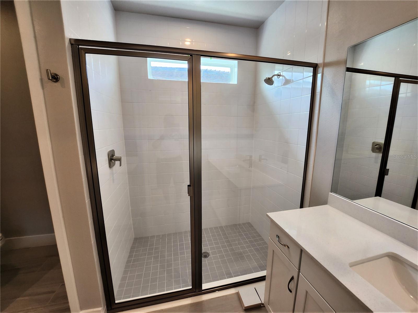 RENAISSANCE/WEST VLGS PHS 2B & - Residential Lease