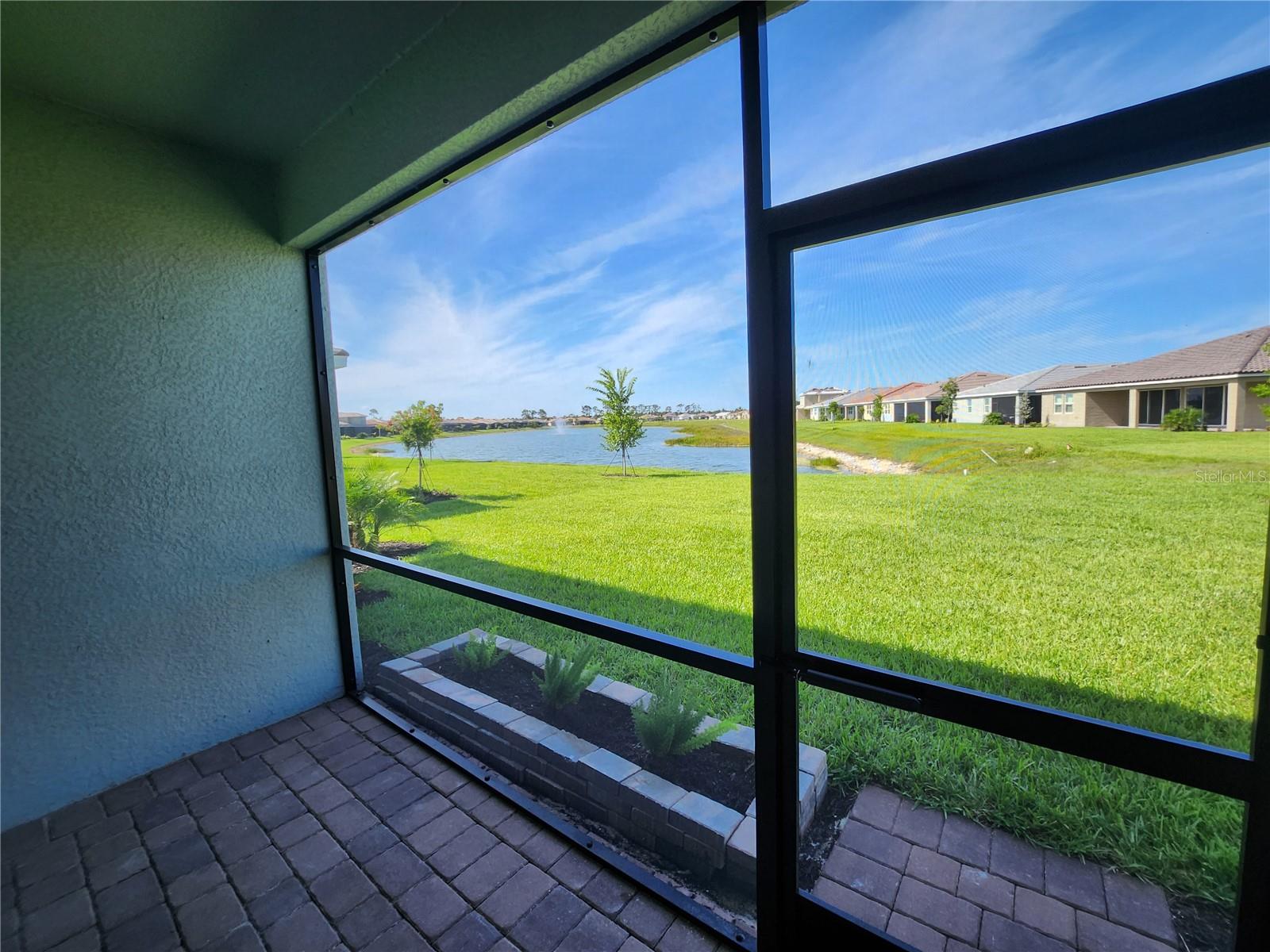 RENAISSANCE/WEST VLGS PHS 2B & - Residential Lease