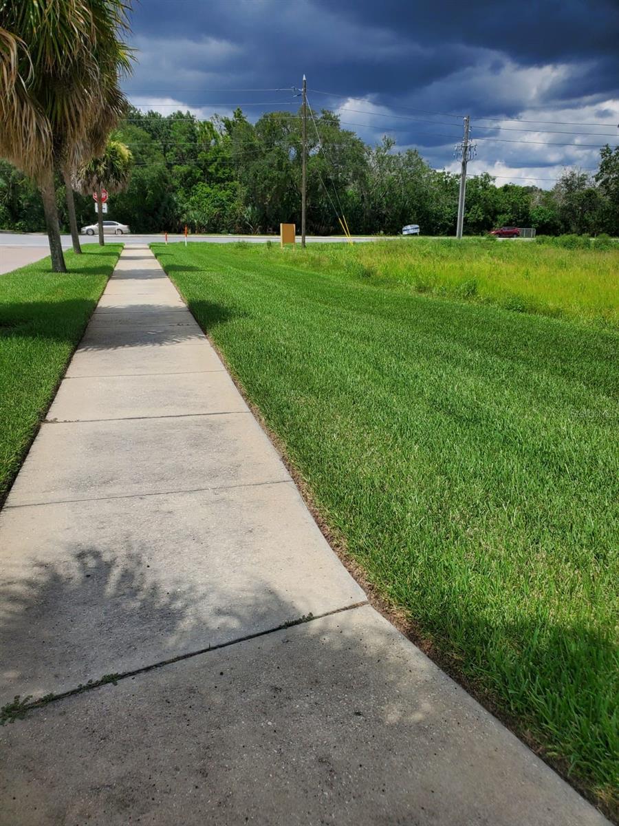 TUCKER OAKS - Commercial Sale