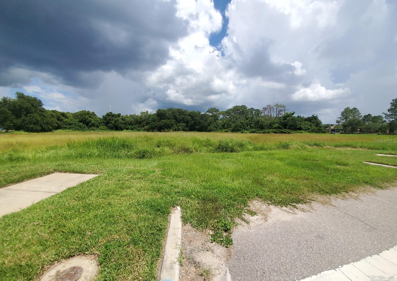 TUCKER OAKS - Commercial Sale