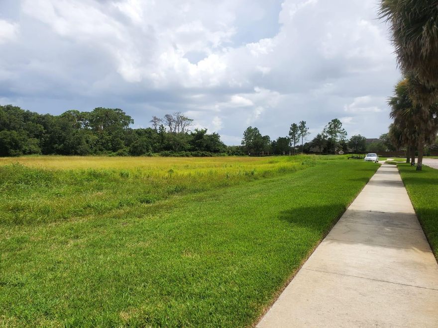 Pre-Construction. To be built. Location, Location, Medical, profesional, retail with Direct frontage on West Colonial Drive, at Tucker Oaks Blvd, in Winter Garden with an excellent traffic count, highway frontage. 4 condo retail pads available with approximately 23,280 SQF.