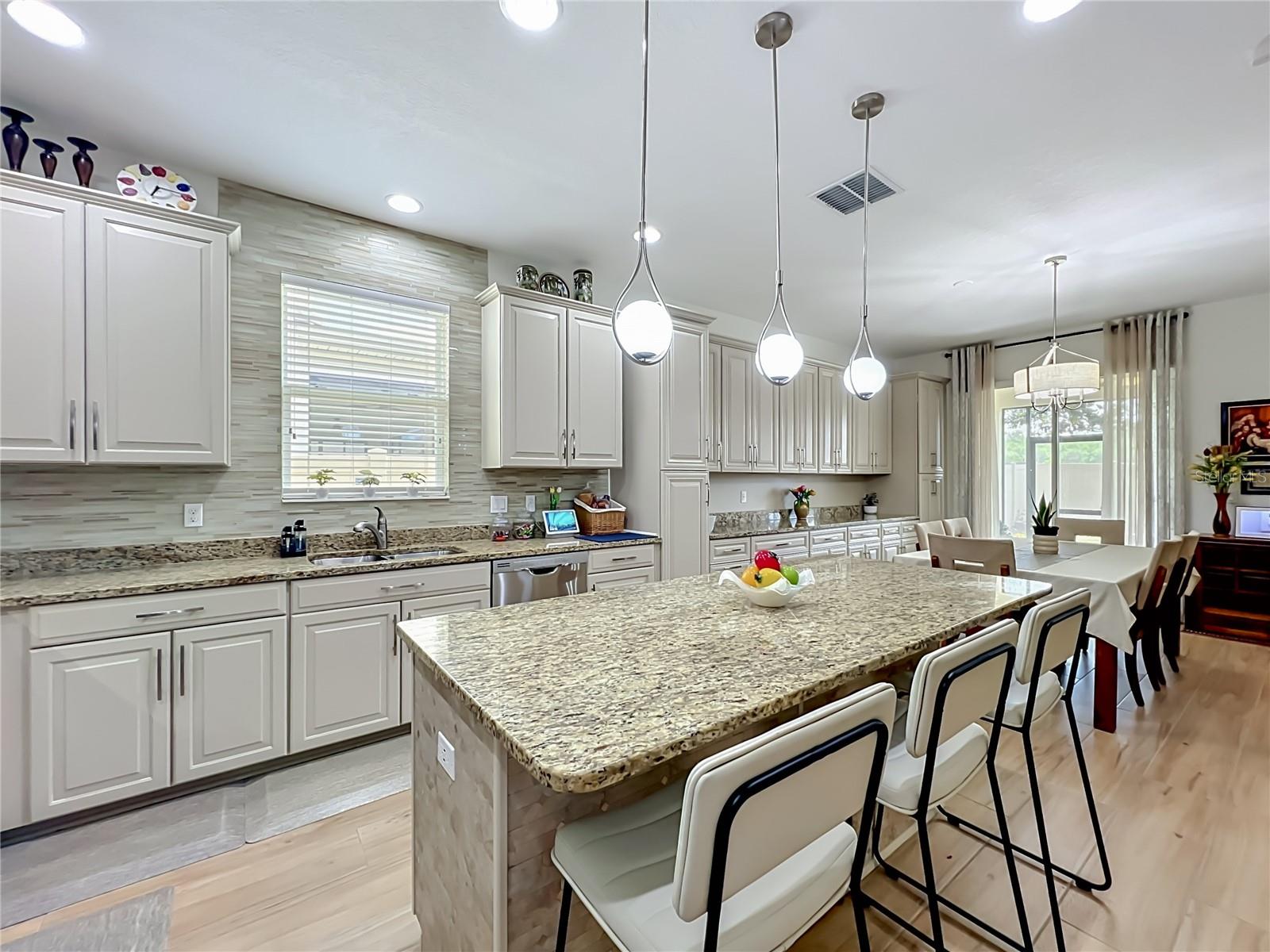 7917 PLEASANT PINE CIRCLE