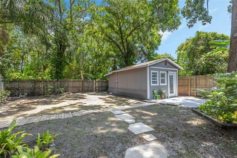 A home in APOPKA