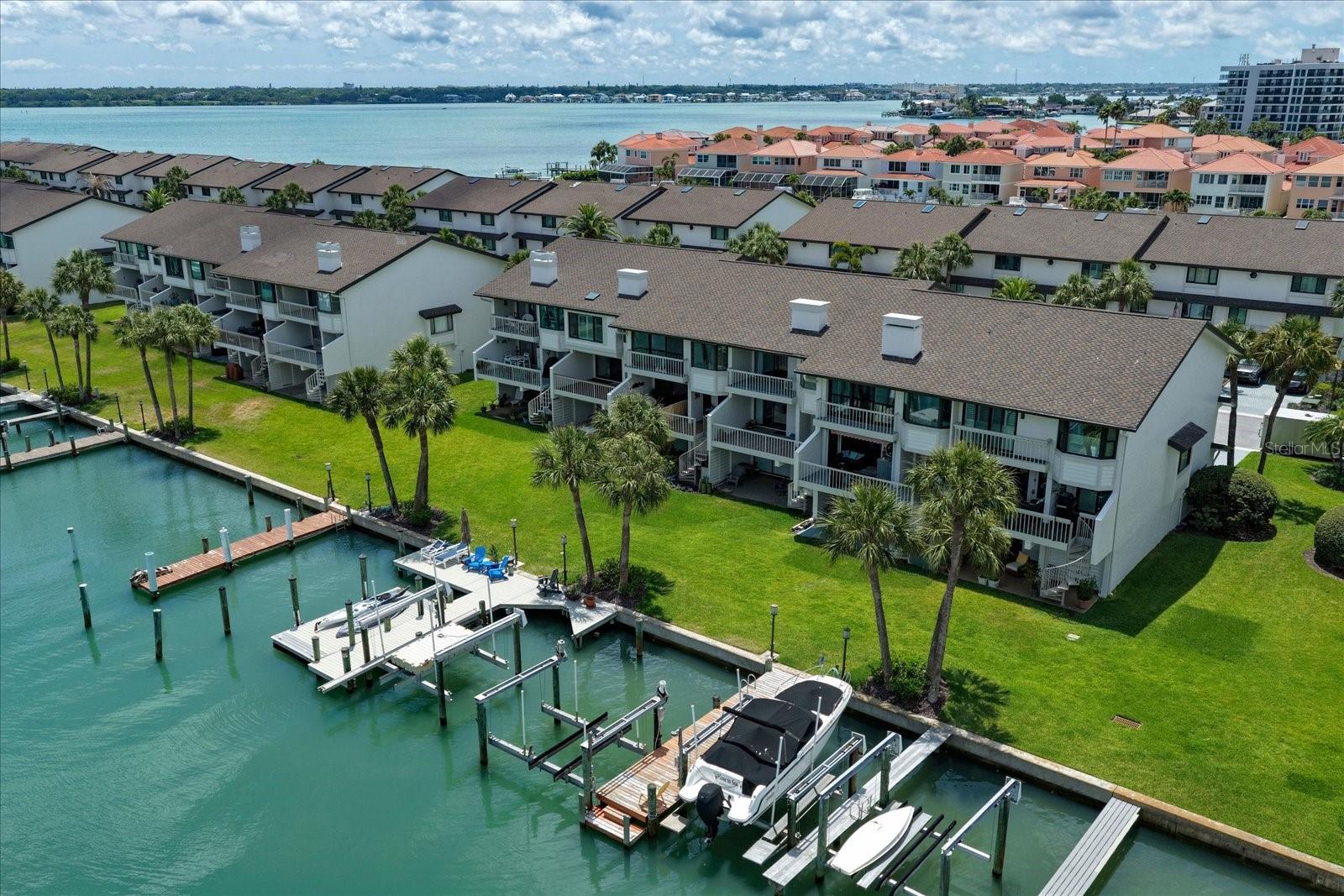 MARINA DEL REY AT SAND KEY - Residential