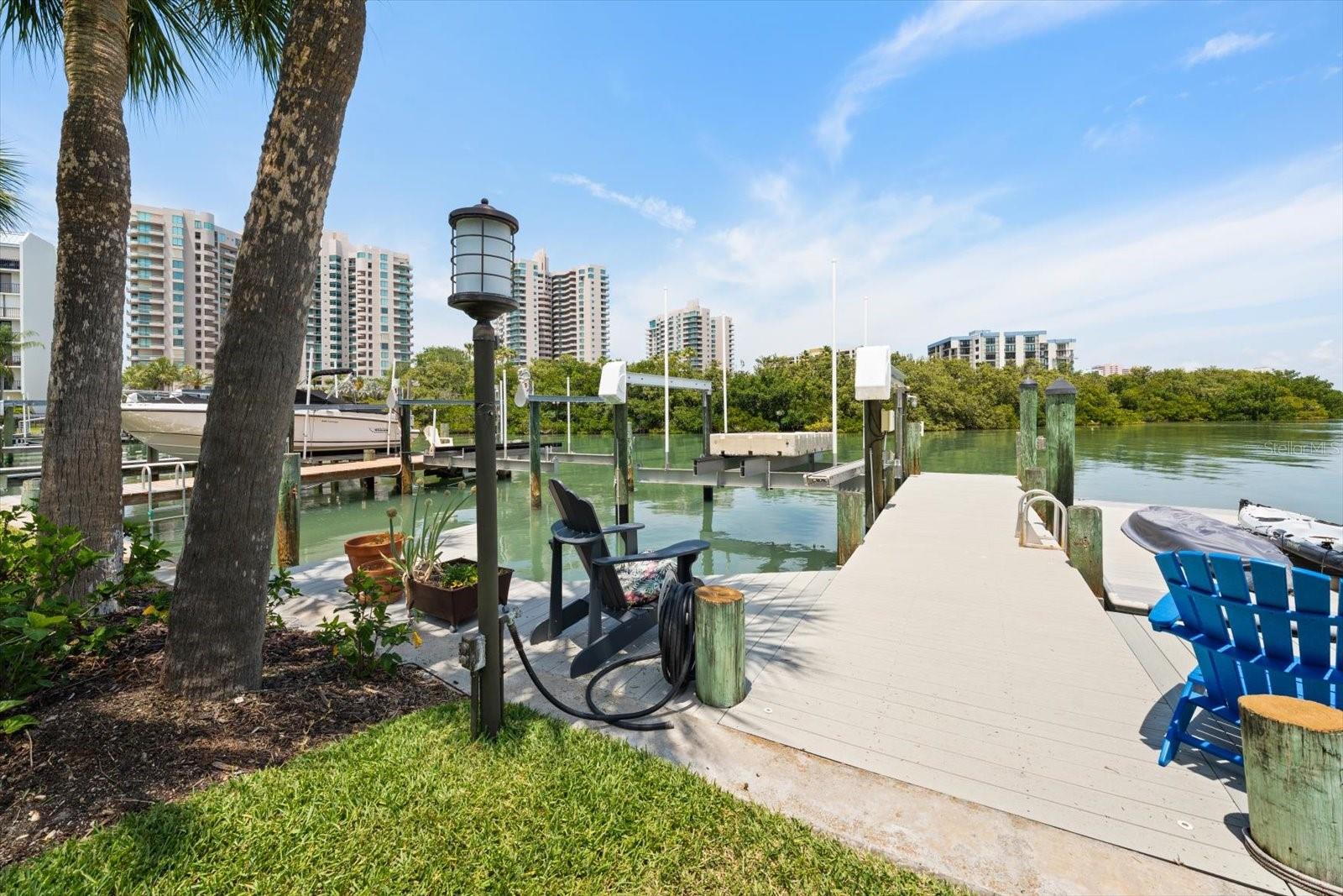 MARINA DEL REY AT SAND KEY - Residential