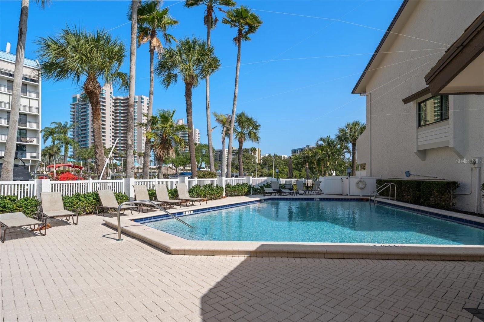MARINA DEL REY AT SAND KEY - Residential