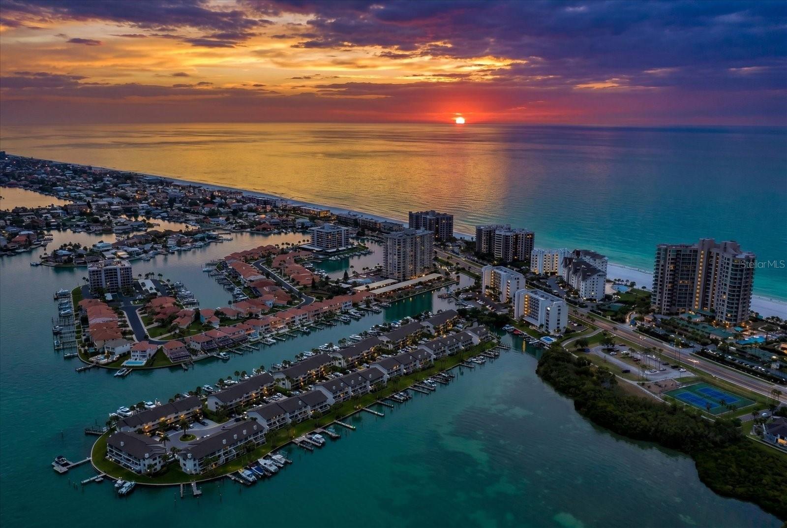 MARINA DEL REY AT SAND KEY - Residential