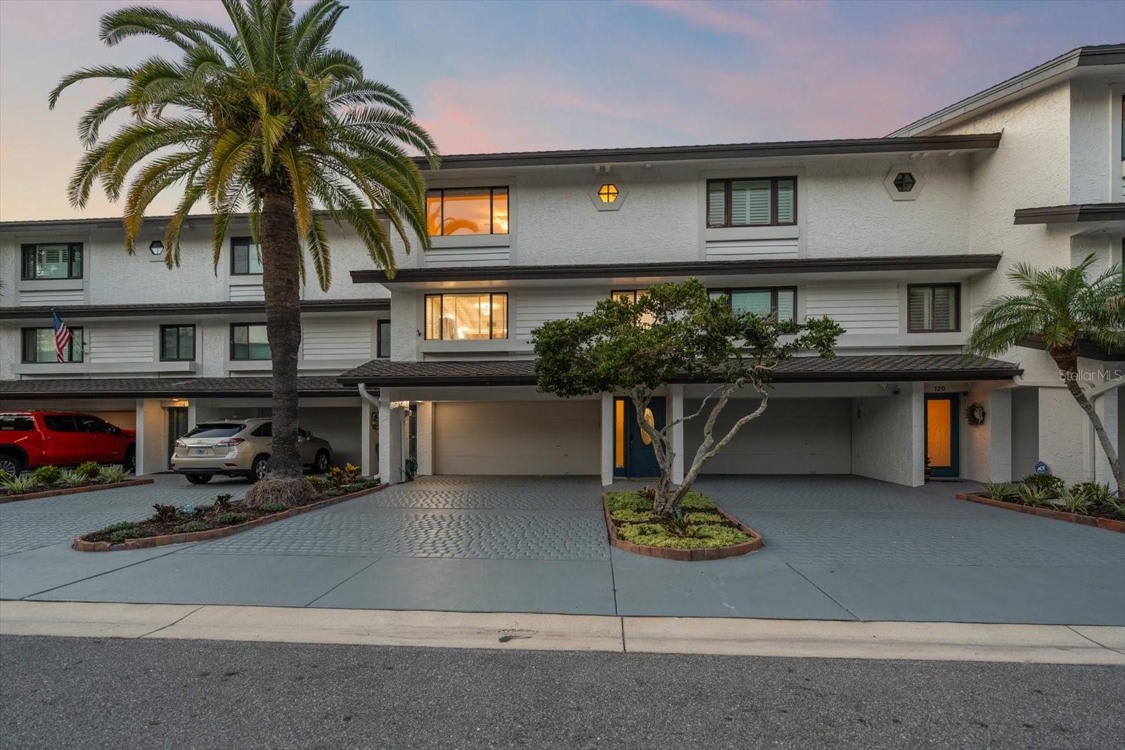 118 MARINA DEL REY COURT