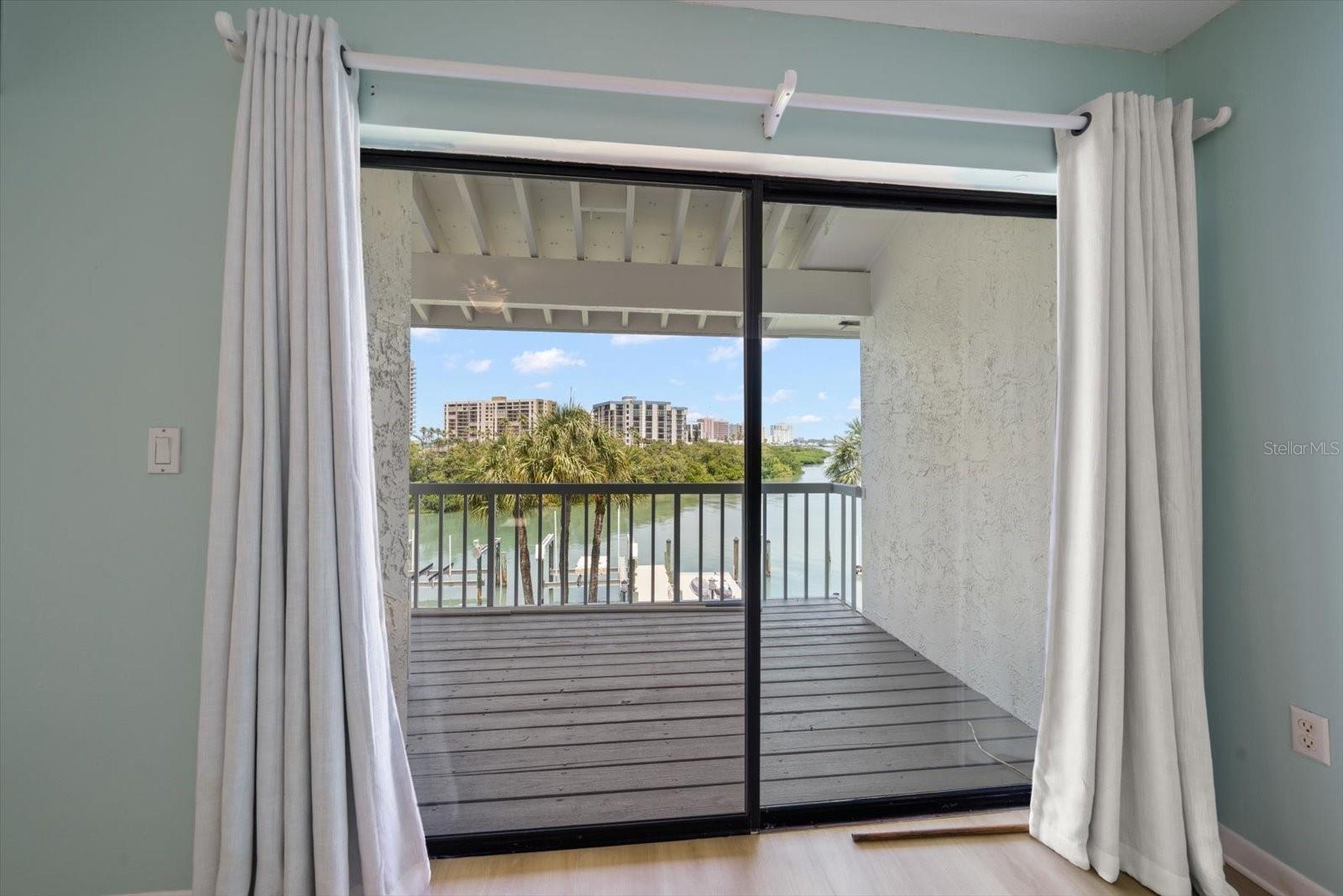 MARINA DEL REY AT SAND KEY - Residential