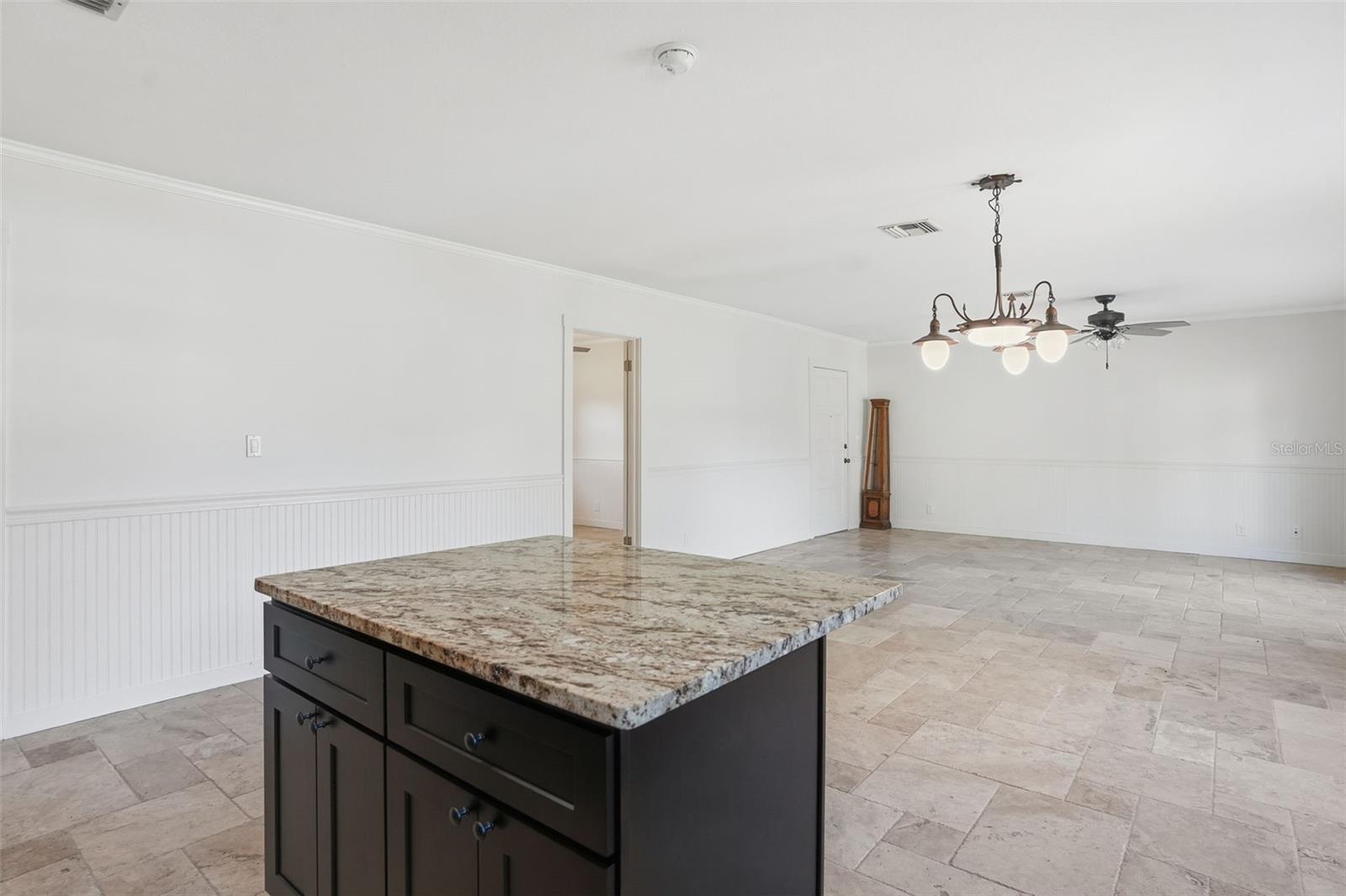 SIESTA SHORES UNIT 02 - Residential