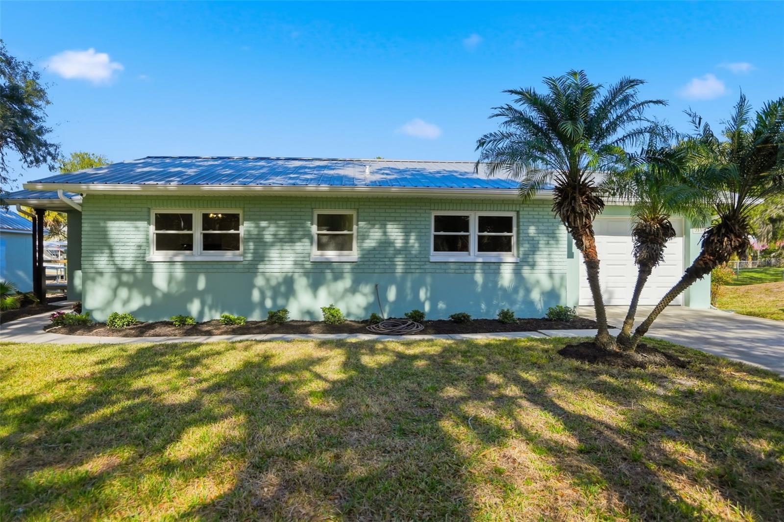 SIESTA SHORES UNIT 02 - Residential